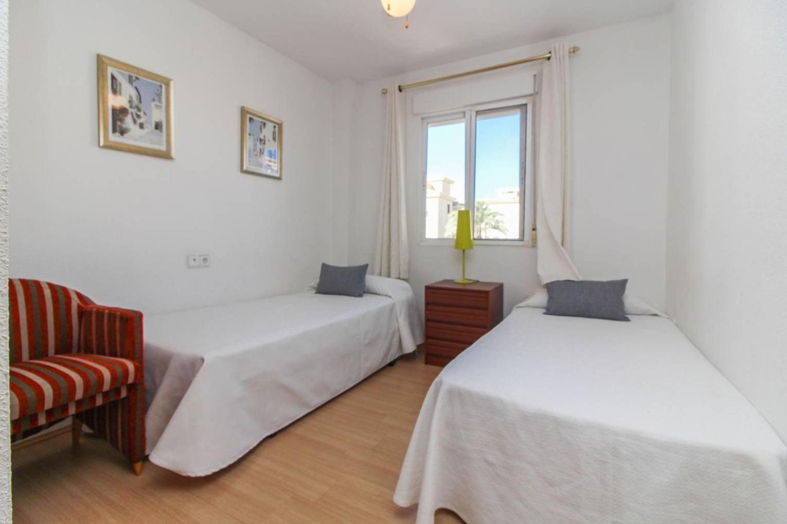 אלביר Apartamento Golf Pau Casals מראה חיצוני תמונה